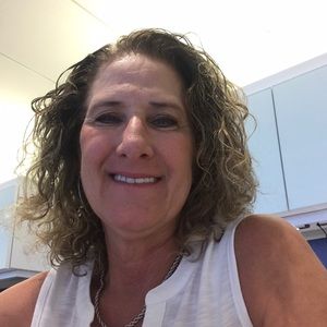 Meet your Posher, Carol